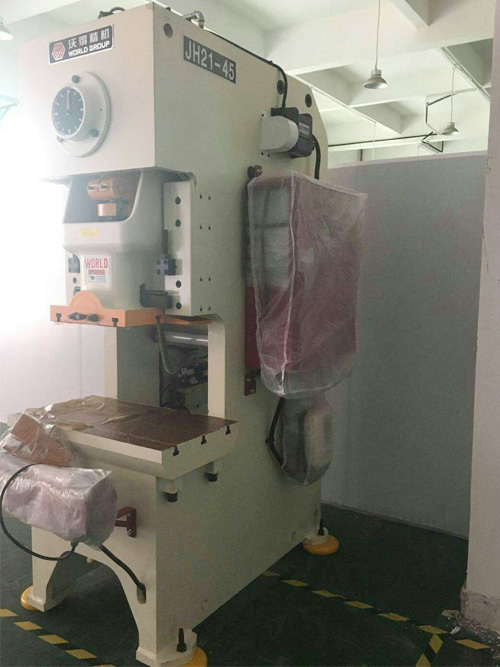沃得精机冲床JH21-45T