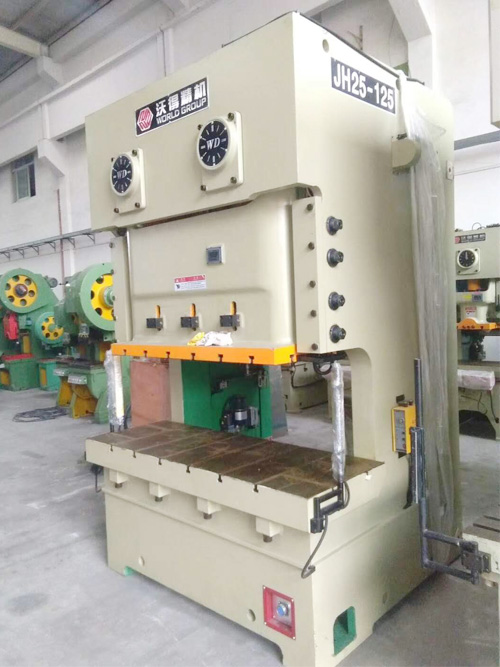 沃得精机冲床JH25-125T