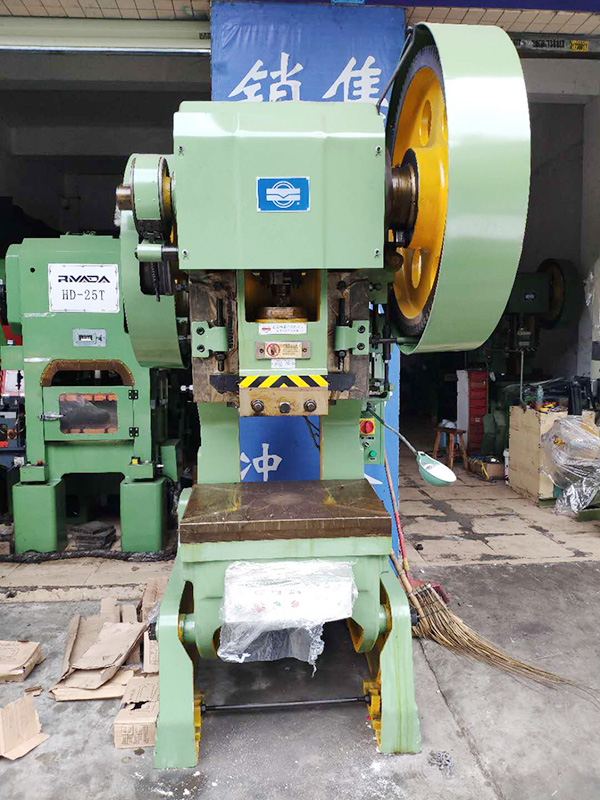 上海二锻冲床J23-40T