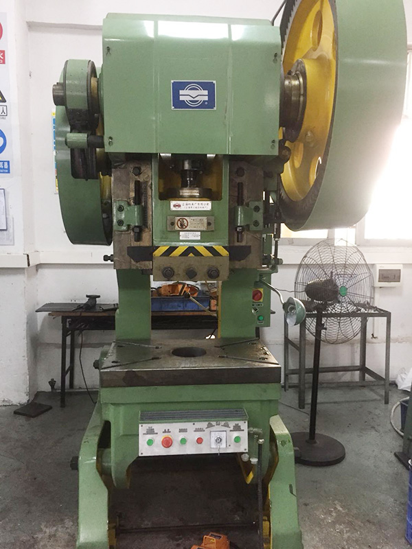 上海二锻冲床J23-40T
